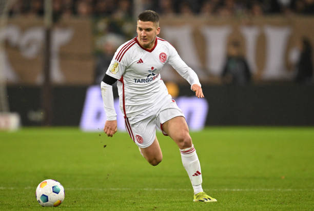 终拿下那位 终拿下那位